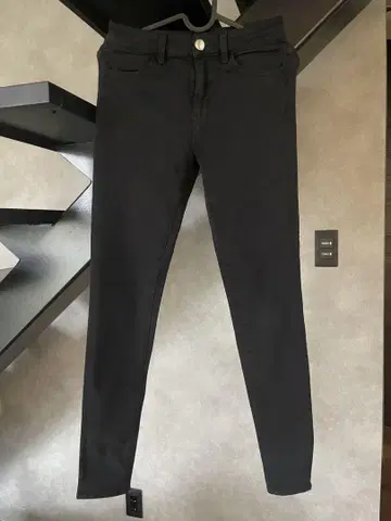 AMERICAN EAGLE 블랙 스키니 데님 EU32