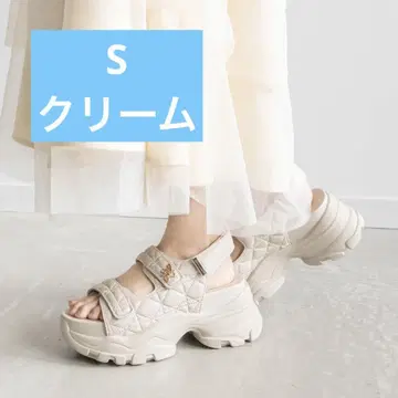 모노그램 퀼팅 스포츠 샌들