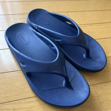 상태 좋음 OOFOS 우포스 OOriginal 네이비 28cm EU42