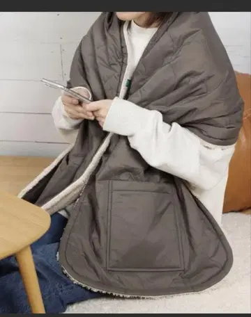 Coudle 포켓 부착 담요
