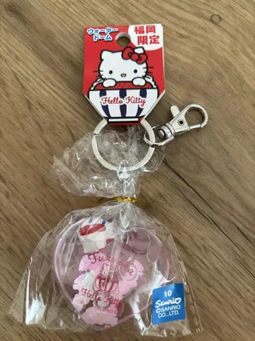 후쿠오카 한정판 헬로키티 아크릴 키링