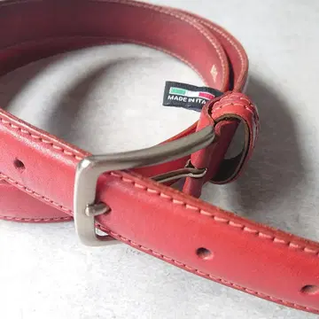 새상품급 Furbo design 이탈리아제 벨트 천연 가죽 빨간 계열