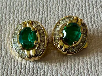 NINA RICCI 니나리치 귀찌