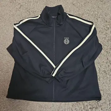 Officialdism 닛산 스타디움 트랙슈트 M