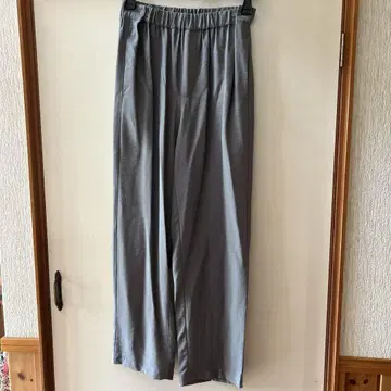 어반 리서치 그레이 DINOSAUR PANTS 프리 사이즈