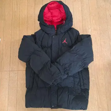 Jordan 블랙 다운 자켓 후드 부착