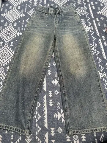 SHAGGIE 오로라 큐빅 장식 스트레이트 데님 팬츠