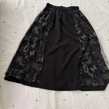 이즈스칼라 롱 스커트 이소재 꽃, 나비, 레이스 M