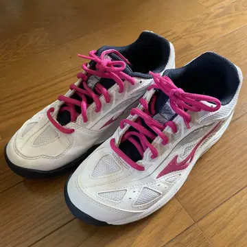 MIZUNO 테니스화 화이트/핑크 23.5cm
