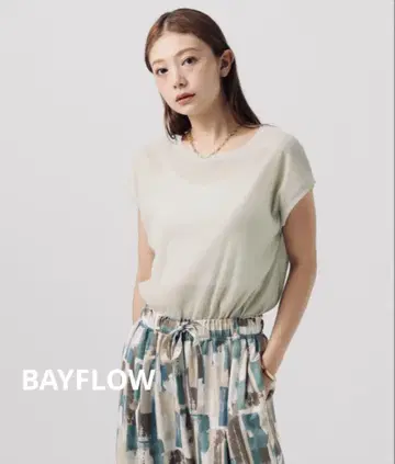 새상품 BAYFLOW 플로키 튤 반팔 T셔츠 그레이지 정가 5490엔