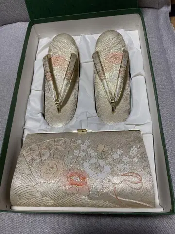 일본 의류용 조리와 꽃무늬 백 세트 오키소우