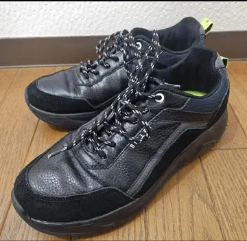 SISLEY 가죽 스니커즈 블랙 27.0cm