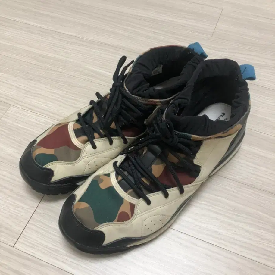 Adidas Camo Trainer 265