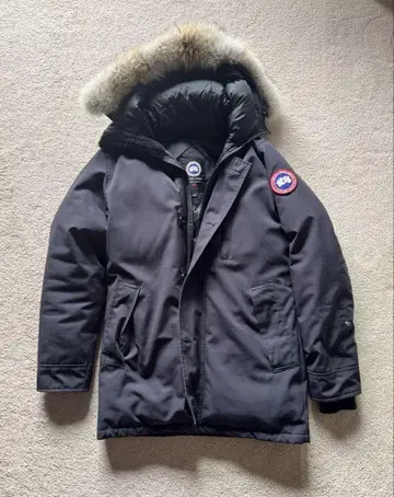 Canada Goose Arctic Program 블랙 다운 자켓