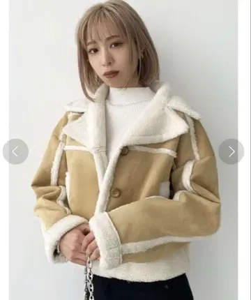 숏 페이크 무스탕 블루종