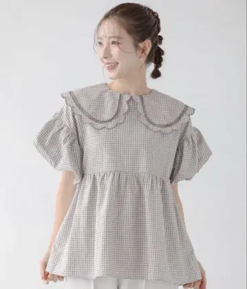 깅엄 스캘럽 옷깃 블라우스 핏모어