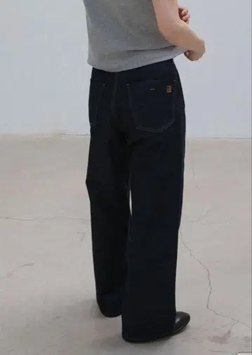 OHOTORO Wide Stitch Jeans