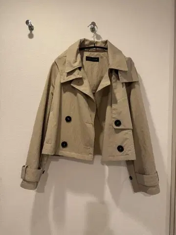 ZARA 숏 기장 후드 트렌치코트 XS