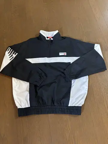 new balance 폴리에스테르 자켓&팬츠 블랙/화이트 셋업