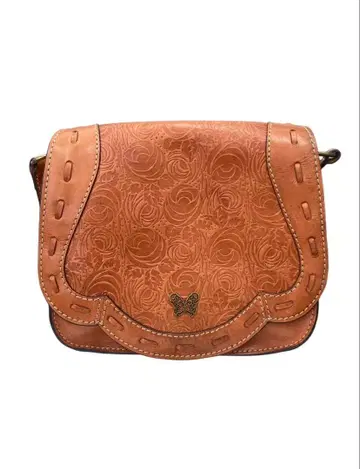 안나수이 ANNA SUI 가죽 숄더백 나비 브라운 (M)