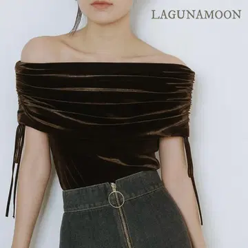 택 포함 새상품 LAGUNAMOON 라이트 벨로아 오프숄더 상의 브라운
