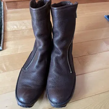 SAYA 브라운 가죽 숏부츠 지퍼 포함