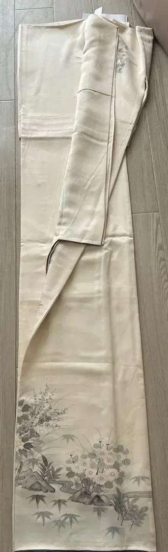 호몬기 산과 꽃 풍경 실크제