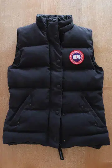 Canada Goose Arctic Program 다운 베스트 XS