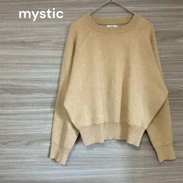 mystic [ F ] 베이지 래글런 슬리브 니트 크루넥 심플
