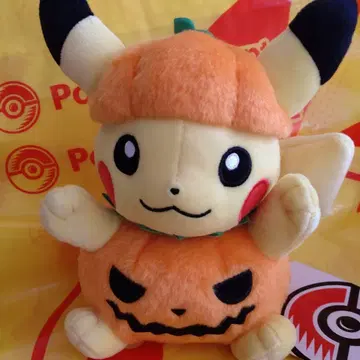 피카츄 봉제 인형 할로윈