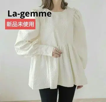 미사용 새상품! La-gemme 자카드 블라우스 엠보싱 가공 A라인 긴팔