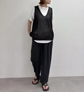 PUAL CE CIN 테이프얀 니트 베스트