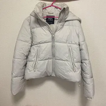 ZARA 후드 부착 라이트 그레이 숏 다운 자켓