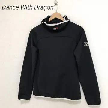 Dance With Dragon 댄스위드드래곤 후드 부착 맨투맨