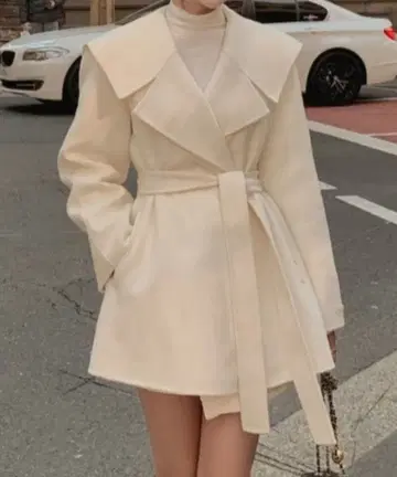 튜닉 기장 세일러 코트 화이트