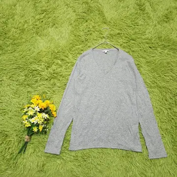 부드러운 코튼 V넥 티셔츠 M 그레이 심플 베이직 깔끔한