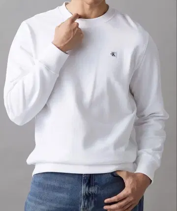 Calvin Klein 트레이닝복