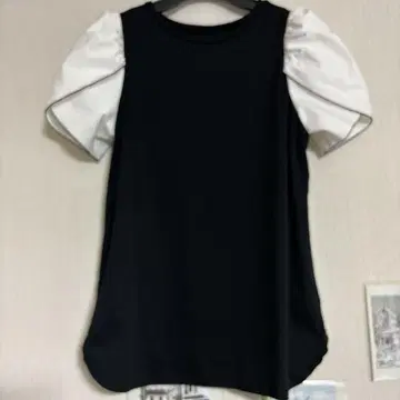스트로베리 필드 이소재 퍼프 슬리브 블랙 화이트 상의
