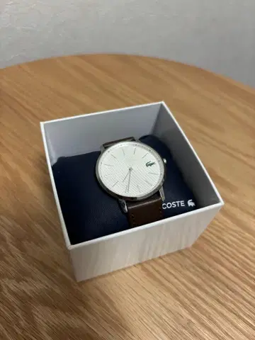 LACOSTE 손목시계 가죽 밴드 (배터리 교환 필요)