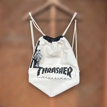 전시품 THRASHER 트레셔 아이보리 로고 프린트 냅색