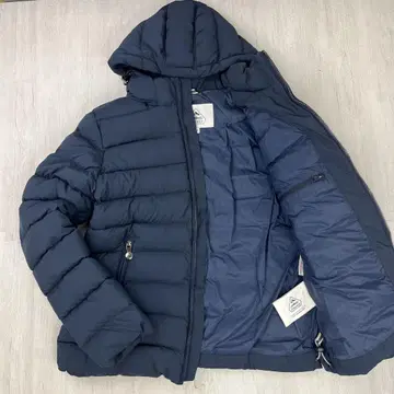 컨디션 최상 Pyrenex 피레넥스 다운 자켓 38 M 상당 네이비
