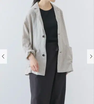 거의 새상품 이번 시즌 카구레 린넨 테일러드 자켓 내추럴