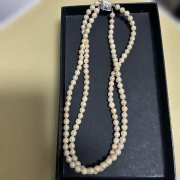 진주 목걸이