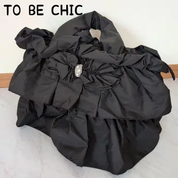 TO BE CHIC 투 비 시크 토트 핸드백 프릴 비쥬