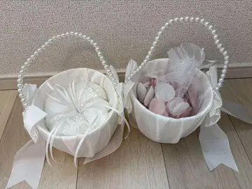화이트 리본 포함 바스켓 백