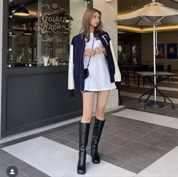 [ 가격 인하 협상 OK ] DIANTE 바시티 자켓 네이비 x 화이트