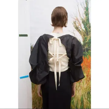 leinwande 라인밴드 볼륨 슬리브 덧소매 뷔스티에