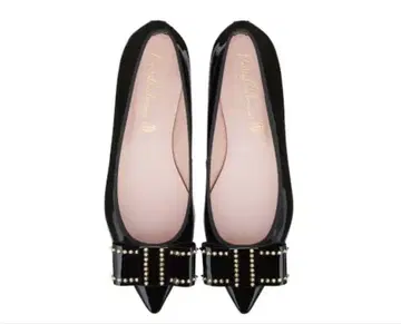 Pretty Ballerinas 리본 스터드 발레 슈즈