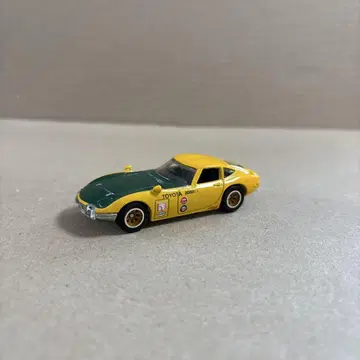 핫휠 도요타 2000GT 재팬 히스토릭스 상자 없음