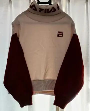 FILA 터틀넥 트레이닝복 L 사이즈 아이보리/레드